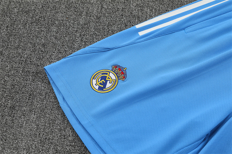 Ensemble Maillot Short Real Madrid Homme/Enfant 2025 2026 Blanc Bleu Ciel