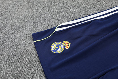 Ensemble Maillot Short Real Madrid Homme/Enfant 2025 2026 Blanc Bleu Sombre