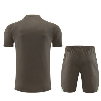 Ensemble Maillot Short Real Madrid Homme/Enfant 2025 2026 Kaki