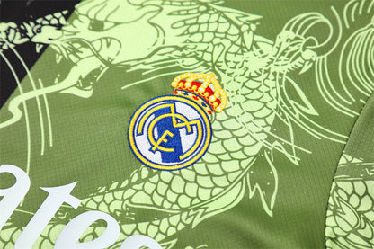 Ensemble Maillot Short Real Madrid Homme/Enfant 2025 2026 Noir Vert Edition Limitée