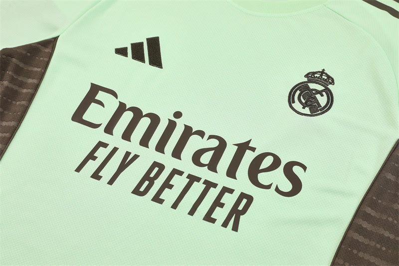 Ensemble Maillot Short Real Madrid Homme/Enfant 2025 2026 Vert Ciel Kaki