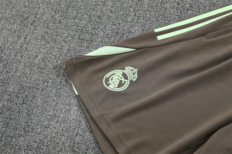 Ensemble Maillot Short Real Madrid Homme/Enfant 2025 2026 Kaki