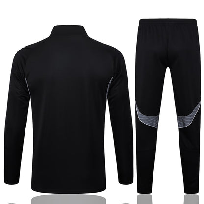 Survetement Real Madrid Veste Homme/Enfant  2025 2026 Noir Sombre