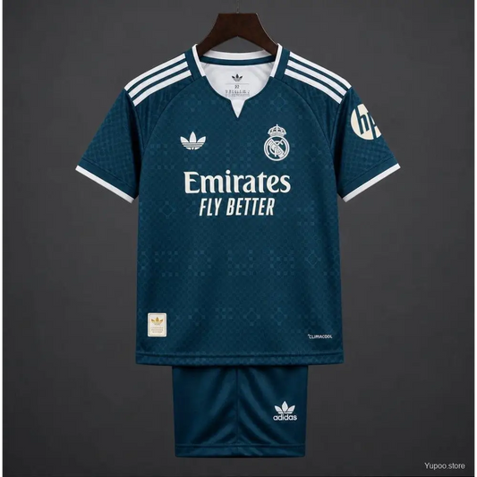 Kit Enfant Real Madrid Extérieur 2026/2027