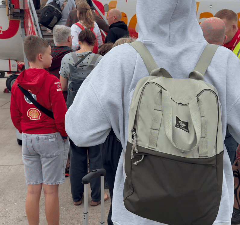 Sweat à Capuche avec Sac à Dos Intégré – Pratique pour Voyager